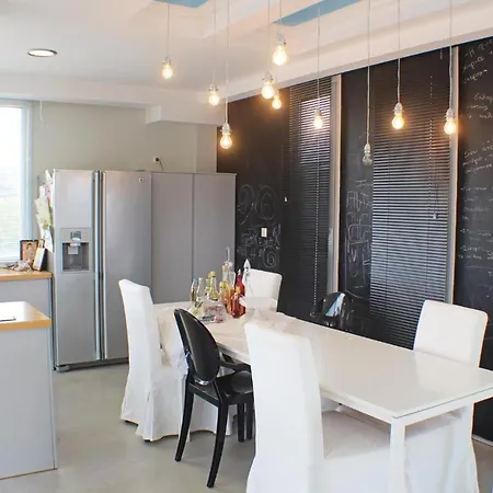 Four-bedroom Holiday In Ancient Sikyona * Sikion